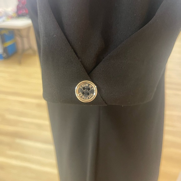 Tommy Hilfiger - Picture 4 of 5